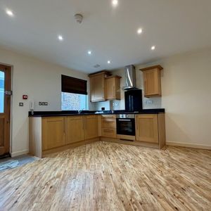 Ann Street, Worthing, BN11 1 bedroom flat to rent - Photo 2