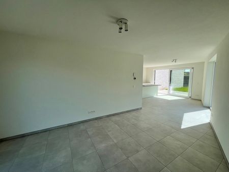 Huis - Te huur - Photo 3