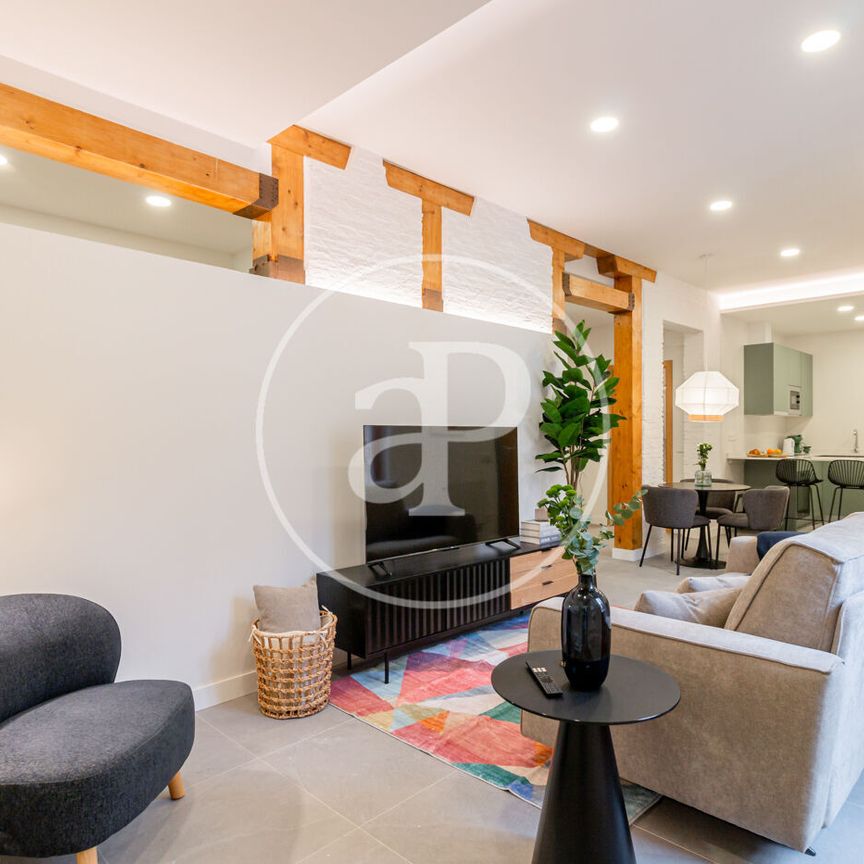 Flat for rent in Palacio (Madrid) - Photo 1