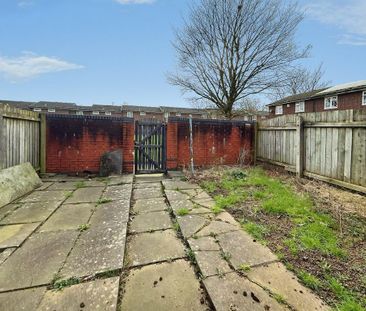 3 bedroom terraced house to rent - Photo 4