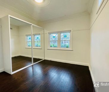 Modern Comfort and Style in the Heart of Girraween - Photo 5