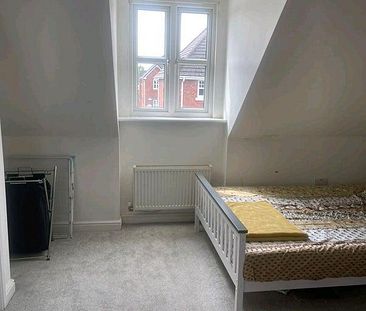 1 bedroom semi-detached house to rent - Photo 5