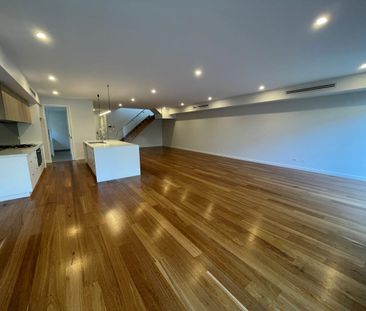 SUPER SPACIOUS & SO WELL LOCATED! - Photo 2