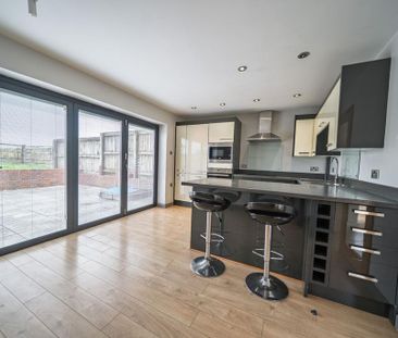 2 bedroom semi-detached house to rent - Photo 3