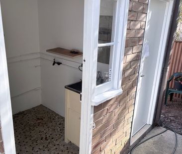 Newly Renovated Family Home in Popular School Catchment - Photo 5