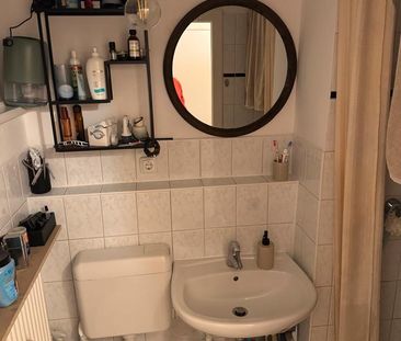 Möblierte 1-Zimmer-Wohnung (24 m²) mit Balkon - Foto 1