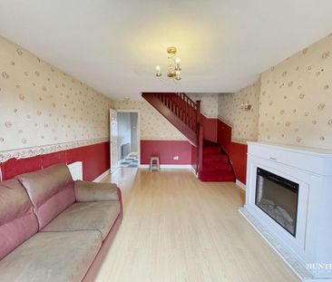 2 bedroom end of terrace house to rent - Photo 3