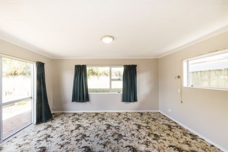 16A Ellesmere Crescent, Highbury, Palmerston North - Photo 2