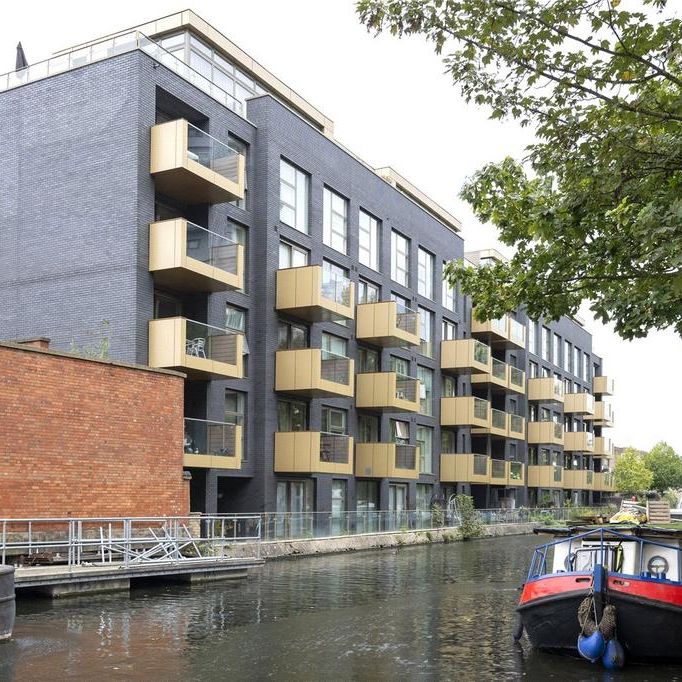 2 bedroom penthouse to rent - Photo 1