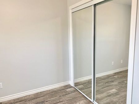 For Lease - 256 Dunlop Street Unit# 2, Barrie, Ontario - Photo 4