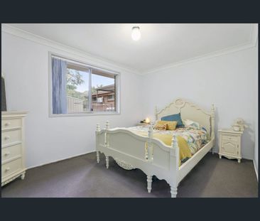 Amazing family home for its Amazing tenants ! - Photo 2