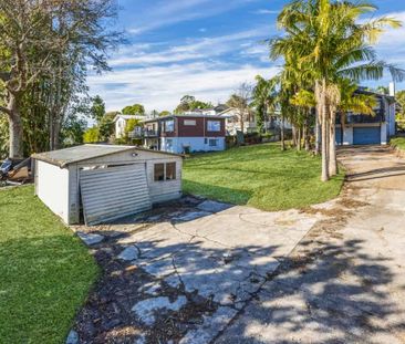 Spacious 2‑Bedroom Rental in Tōtara Vale, North Shore $640 pw - Photo 4