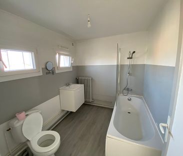 Location Appartement 2 pièces 68m² - Photo 4