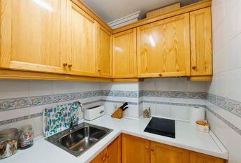 Bonito apartamento 2 dormitorios con piscina al lado del mar