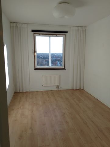 Körsbärsvägen, Stockholm - Photo 5