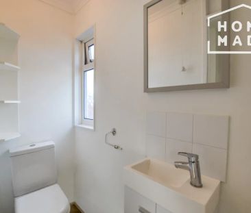 Petworth Gardens, SW20 - Photo 6