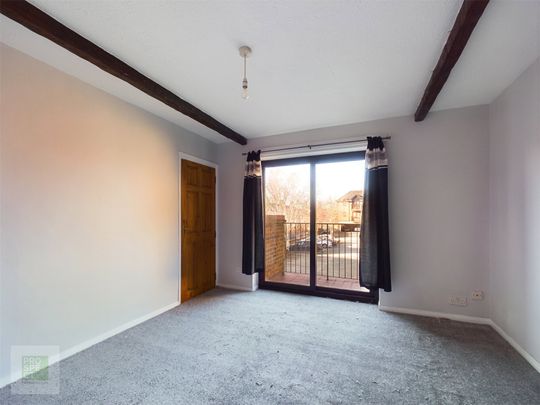 1 bedroom Flat in Betjeman Court, Yiewsley - Photo 1