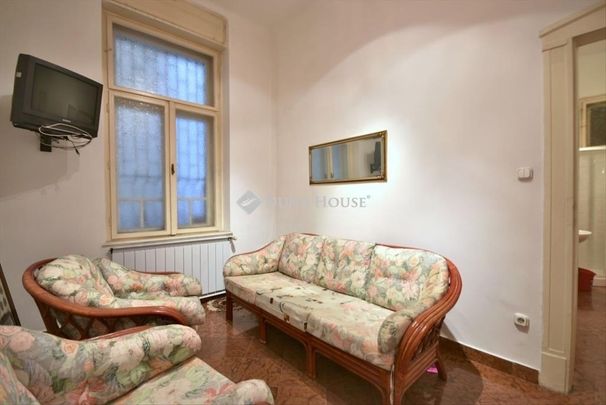 Kiadó újszerű állapotú lakás - Budapest V. kerület - Photo 1