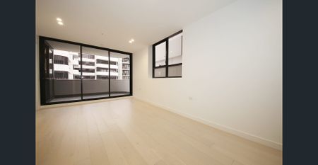 Quiet Garden-Facing One Bedroom Apartment - Photo 5