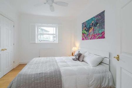 Holst Mansions, Barnes, London, SW13 - Photo 4