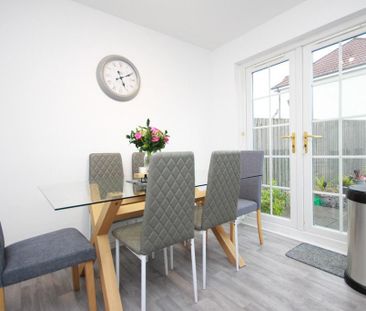 3 bedroom terraced house to rent - Photo 5