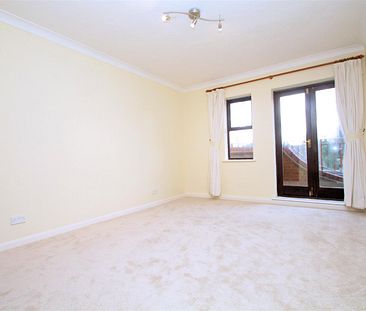 Maybury Road, Woking, Surrey, GU21 5HP - Photo 1