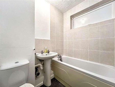 William Mere Gardens, Norwich, NR1 - Photo 4