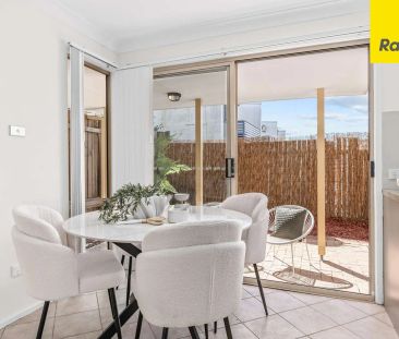 FRESHLY UPDATED 3-BEDROOM TOWNHOUSE IN THE HEART OF LIDCOMBE - Photo 1