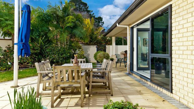 Executive home in Greenhithe - Photo 1