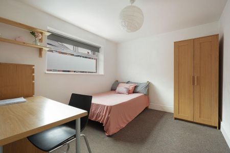 4 bedroom house share to rent - Photo 4