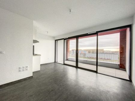 STRASBOURG Est - Magnifique studio avec vue - Photo 2