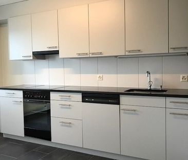 MIETEN OHNE KAUTION - Traumhafte Aussicht über Stadt und See - Photo 3