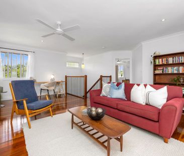 BEAUTIFUL CHARACTER HOME IN DESIREABLE LOCATION - Photo 1