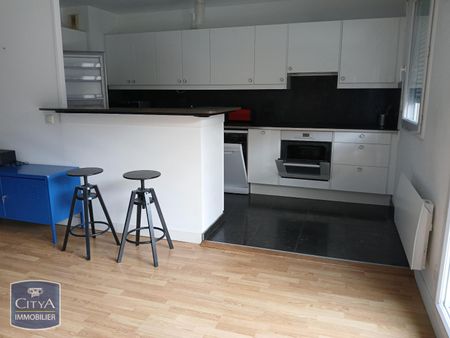 Location Appartement 3 pièces 66m² LILLE 59000 - Photo 5