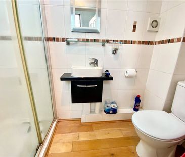 Underway, Combe St. Nicholas, Chard, Somerset, TA20 - Photo 3