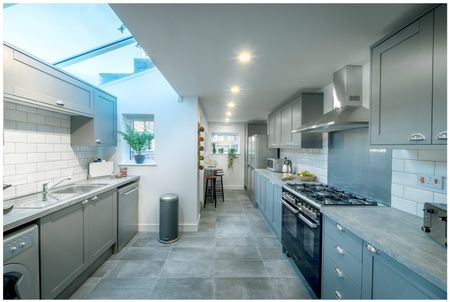 Room in a Shared House, St. Margaret Road, CV1 - Photo 4