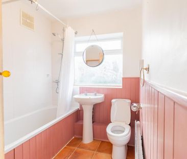 3 bedroom semi-detached house to rent - Photo 5