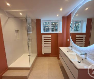 Location Maison 6 pièces 167m² LE BAN ST MARTIN 57050 - Photo 1