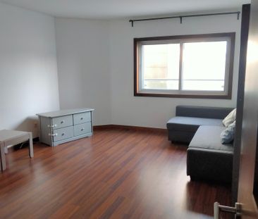 Apartamento T1 luminoso na Rua Henrique de Sousa Reis no Porto - Photo 1