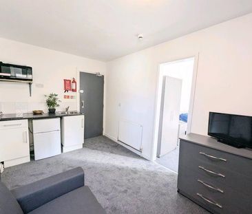 1 bedroom apartment to rent - Photo 5