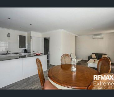 MODERN HOME WITH ALL THE EXTRAS! - Photo 5