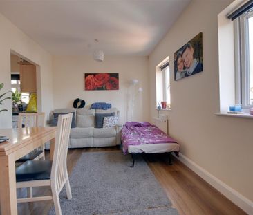 Christie Court, Watford - Photo 2
