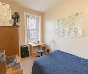 Simonside Terrace, Heaton, Newcastle upon Tyne NE6 5DS - Photo 4