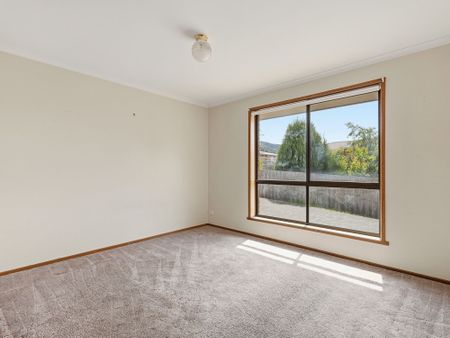 2/3B Shenstone Place, Montrose TAS 7010 - Apartment For Rent | Domain - Photo 4