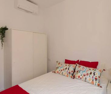 Room in a shared 7-bedroom apartment for rent in Vila de Gràcia, pr... - Foto 5