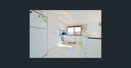 Beautiful home in Cunningham Estate - Photo 2