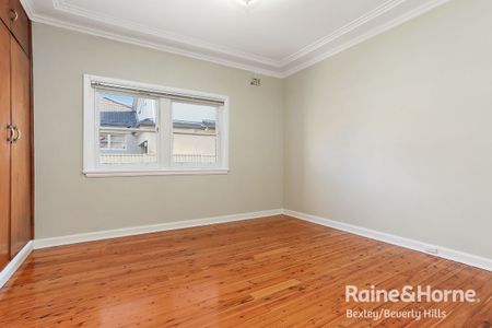 2/8 Glenwall Street, Kingsgrove, NSW 2208 - Photo 2