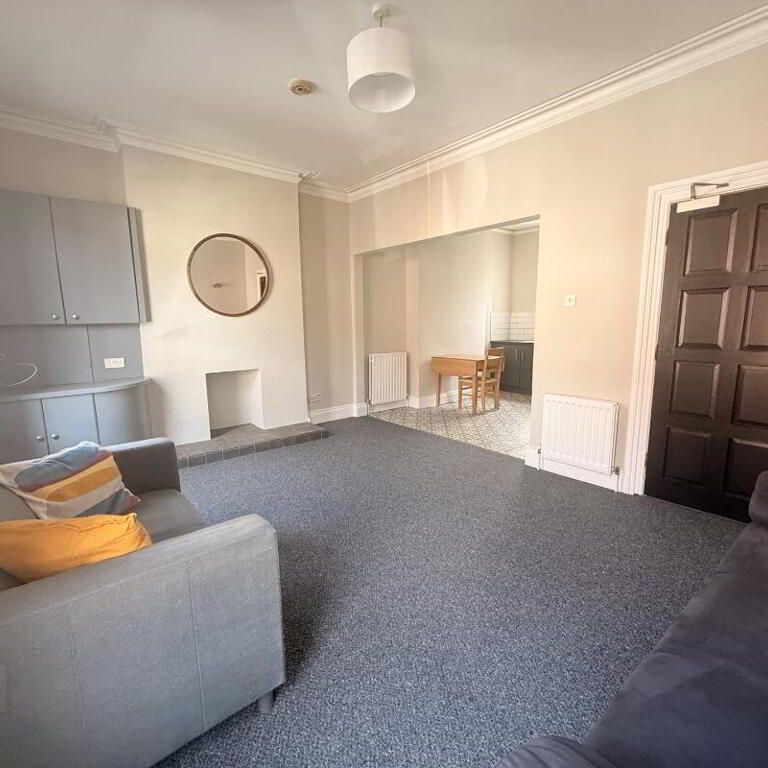 Apt 2, 94 Wellesley Avenue, Belfast, BT9 6DH - Photo 1