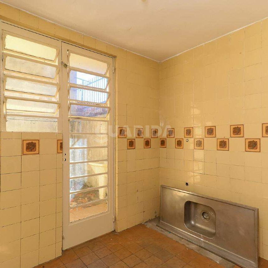 Apartamento com 2 dormitórios e 1 vaga de garagem, no bairro Partenon - COD: 1438 - Photo 1