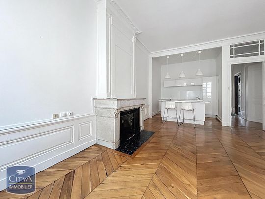 Location Appartement 4 pièces 98m² LYON 2ème - Photo 1
